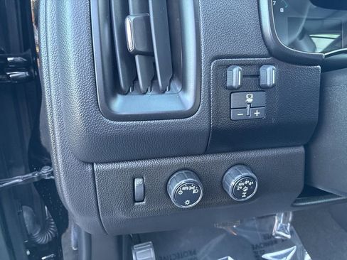 Used 2022 Chevrolet Colorado ZR2 image 12