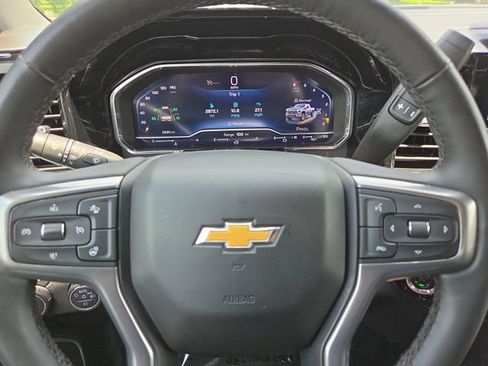 Certified 2025 Chevrolet Silverado 2500 LT w/ Convenience Package AWD/4WD image 12