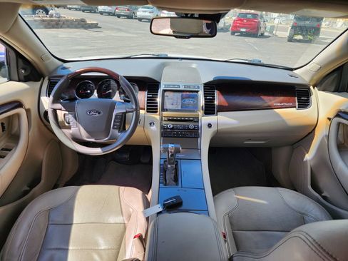 Used 2012 Ford Taurus Limited FWD image 12