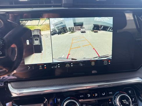 Used 2024 GMC Sierra 3500 Denali w/ Denali Reserve Package image 16