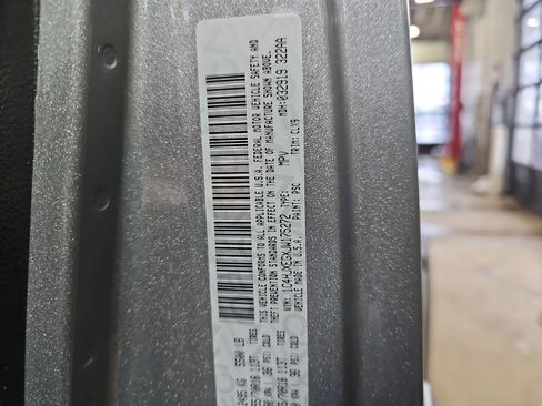 Used 2018 Jeep Wrangler Unlimited Sahara image 36