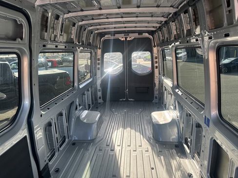 Used 2023 Mercedes-Benz Sprinter 3500 w/ Parking Package image 10