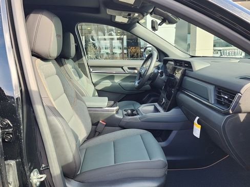 New 2026 GMC Terrain AT4 w/ Convenience Package III image 40