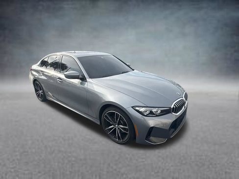 Used 2023 BMW 330i xDrive Sedan w/ M Sport Package AWD/4WD image 3