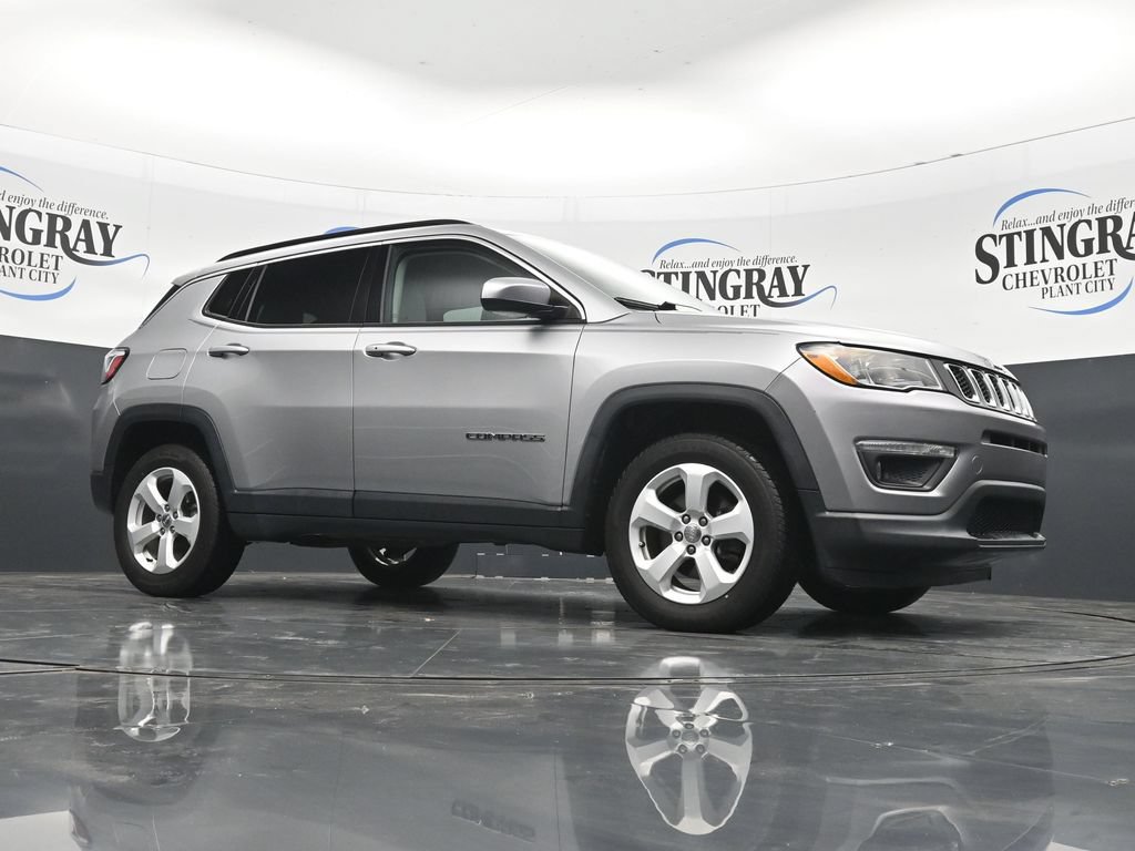 Used 2020 Jeep Compass Latitude w/ Popular Equipment Group AWD/4WD image 26