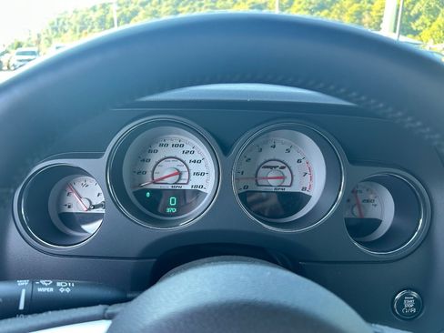 Used 2012 Dodge Challenger SRT8 RWD image 10