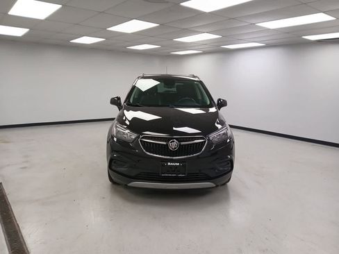 Used 2020 Buick Encore Preferred image 3