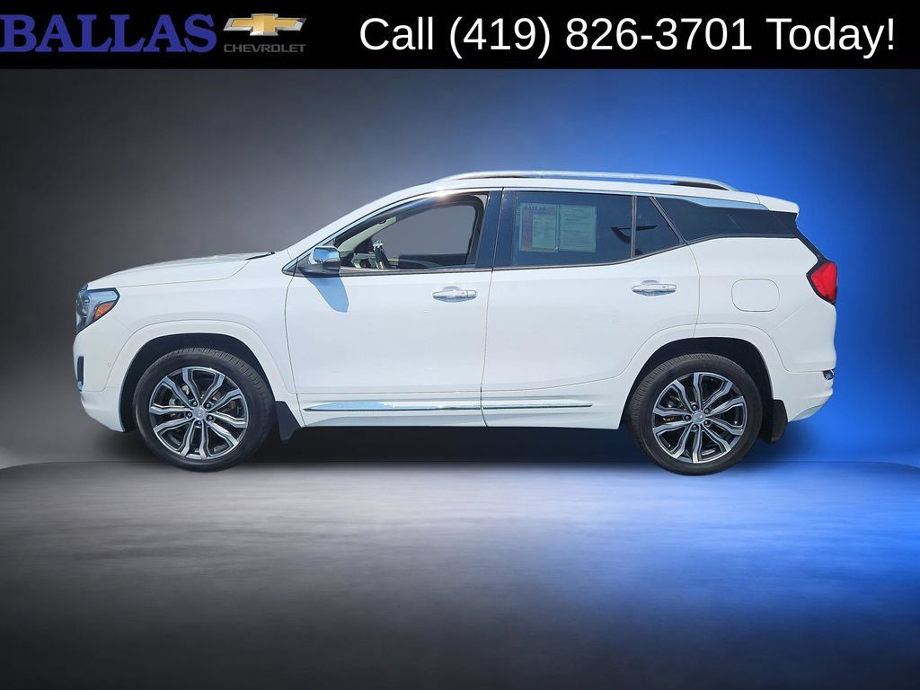 Used 2019 GMC Terrain Denali w/ GMC Pro Grade Package AWD/4WD image 2