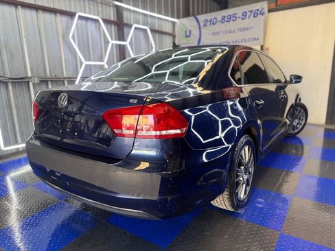 Used 2013 Volkswagen Passat 2.5 SE FWD image 16