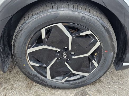 Certified 2024 Hyundai Ioniq 5 SE RWD image 10