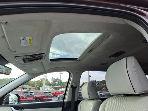 Used 2023 Hyundai Palisade Calligraphy image 13