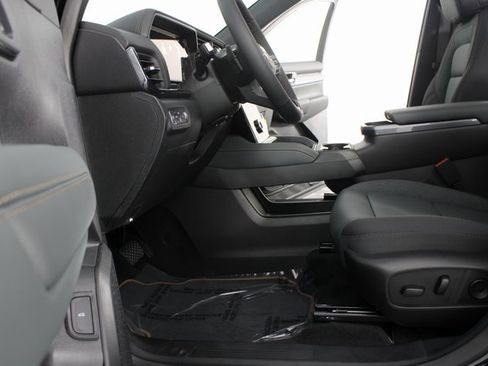 New 2026 GMC Terrain AT4 w/ Convenience Package III image 19