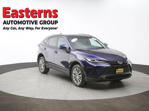 Used 2023 Toyota Venza XLE image 51