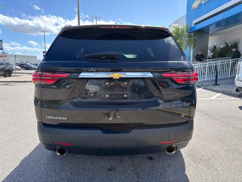 Used 2023 Chevrolet Traverse LT FWD image 7