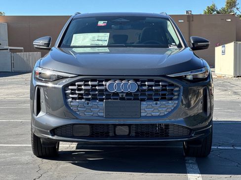 New 2025 Audi Q5 Premium Plus image 6