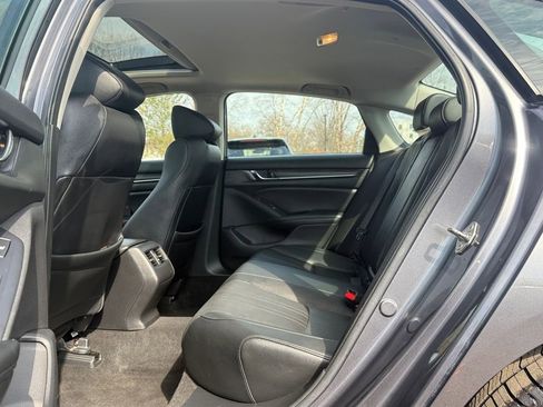 Used 2019 Honda Accord Touring image 27