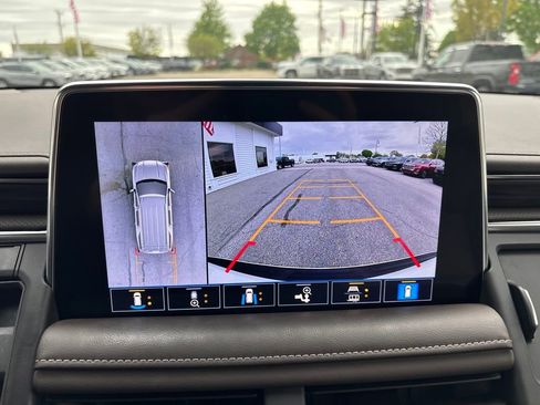 Used 2021 GMC Yukon SLT w/ SLT Luxury Package AWD/4WD image 31