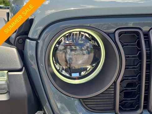 Used 2024 Jeep Wrangler Unlimited Rubicon 4xe AWD/4WD image 7