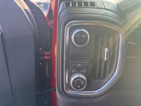 Used 2021 GMC Sierra 1500 SLE image 17