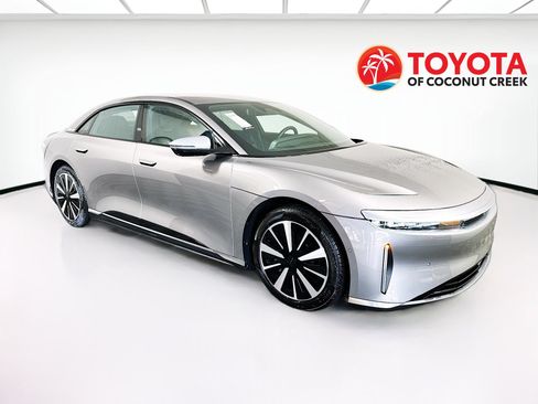 Used 2025 Lucid Air Grand Touring image 1