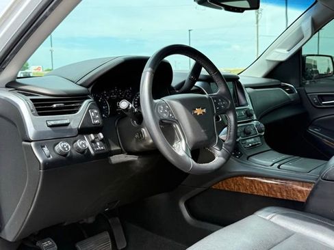 Used 2018 Chevrolet Tahoe Premier w/ RST 6.2L Performance Edition AWD/4WD image 20