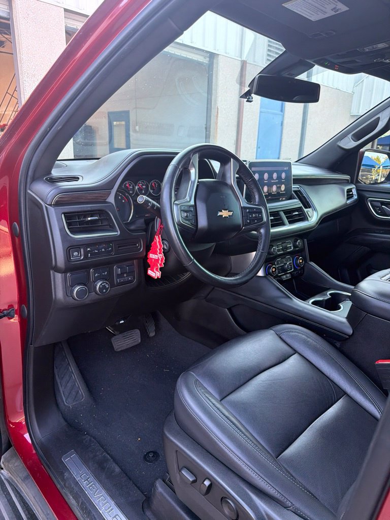 Used 2021 Chevrolet Tahoe LT w/ LT Signature Package RWD image 7