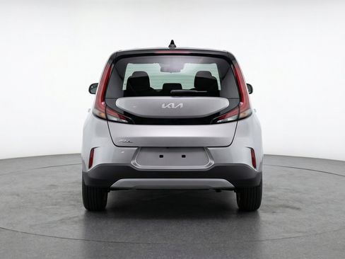 Used 2025 Kia Soul LX w/ LX Technology Package image 7