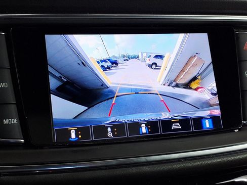 Used 2023 Buick Enclave Avenir w/ Avenir Technology Package AWD/4WD image 25
