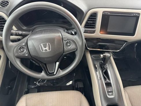 Certified 2018 Honda HR-V EX image 27