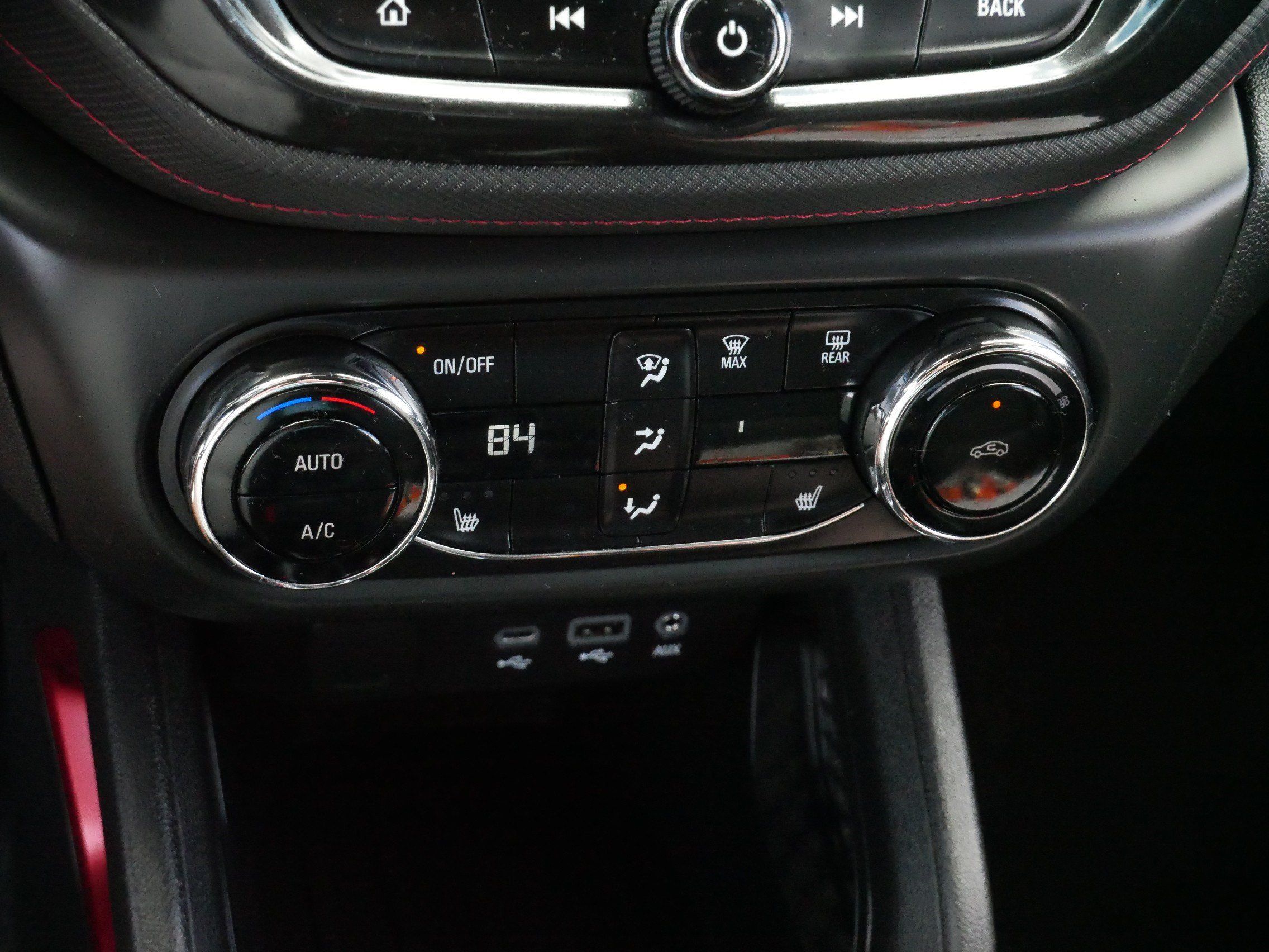Used 2023 Chevrolet TrailBlazer RS w/ Sun and Liftgate Package AWD/4WD image 23