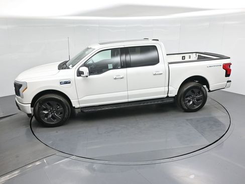 New 2025 Ford F150 Lightning Lariat w/ Max Trailer Tow Package image 45