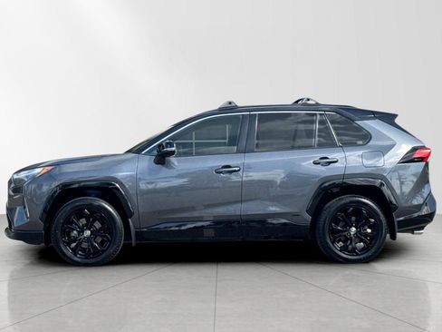 Used 2022 Toyota RAV4 XSE image 6
