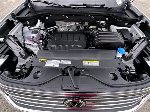 New 2026 Volkswagen Atlas SE image 16