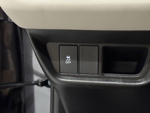 New 2026 Honda HR-V LX image 25