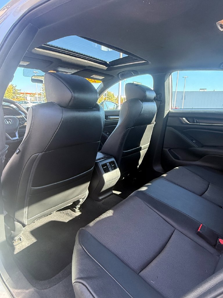 Used 2019 Honda Accord Sport image 28