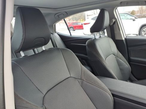 Used 2025 Toyota Camry XLE w/ Premium Package image 33