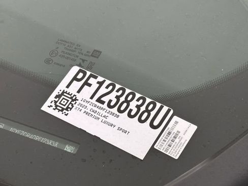 Used 2023 Cadillac XT4 Premium Luxury w/ Cold Weather Package FWD image 36