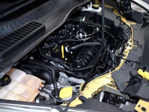 Used 2015 Ford Escape Titanium image 11