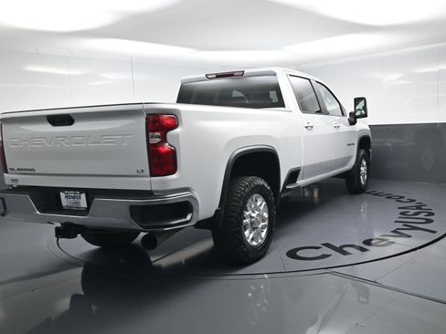 Certified 2024 Chevrolet Silverado 2500 LT image 9