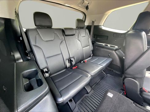 Used 2022 Kia Telluride S AWD/4WD image 26