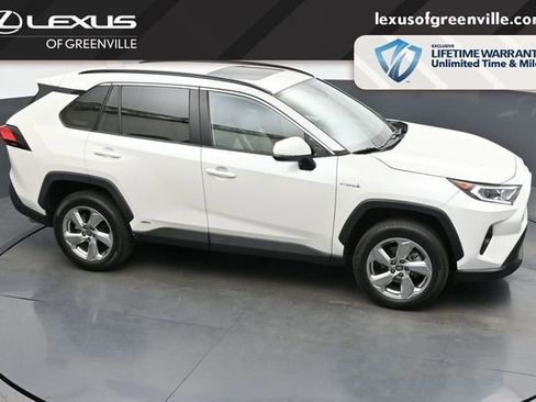 Used 2021 Toyota RAV4 XLE Premium AWD/4WD image 44