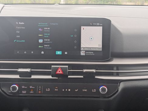 Used 2026 Kia Sportage SX image 21