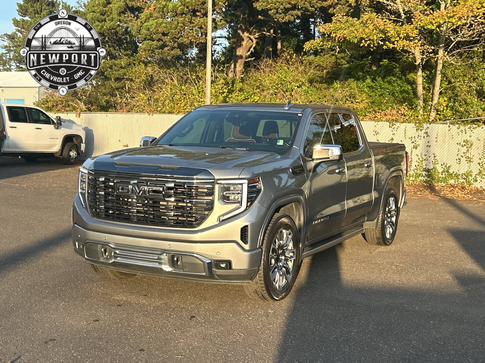Used 2023 GMC Sierra 1500 Denali Ultimate AWD/4WD image 1