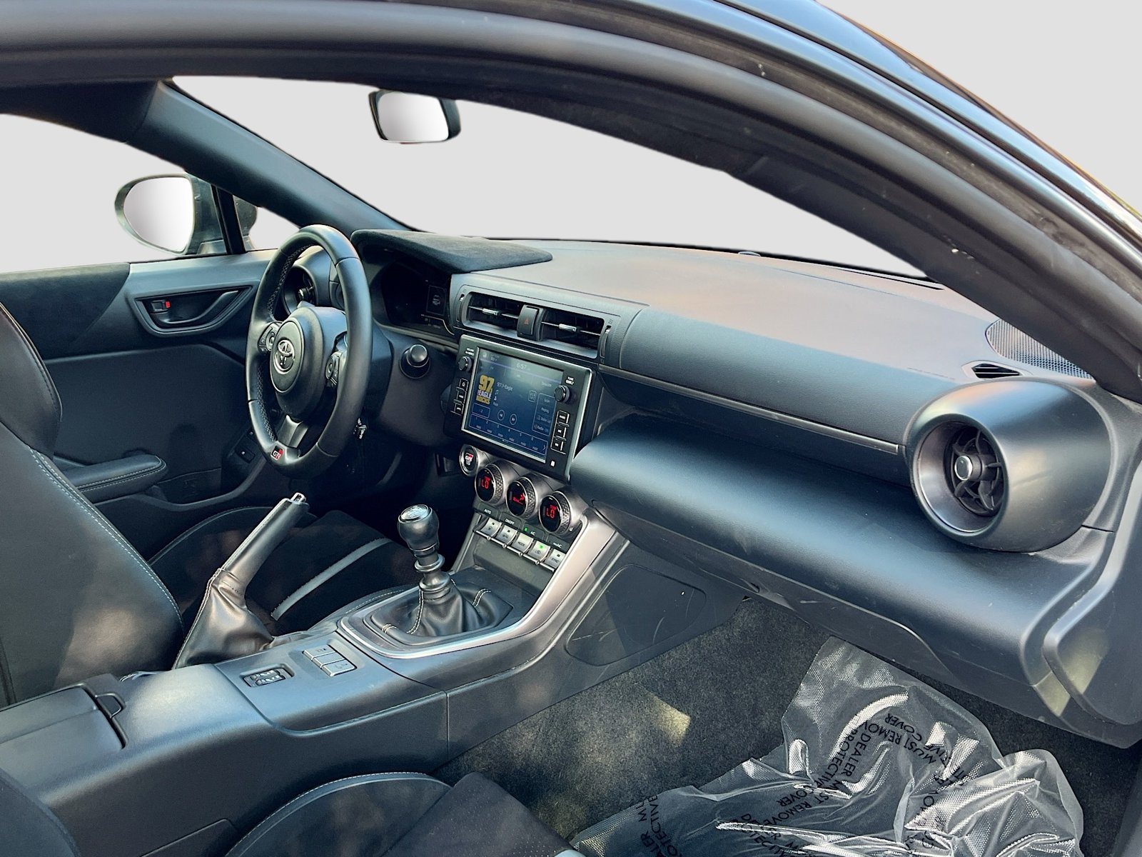 Used 2024 Toyota GR86 Premium RWD image 27