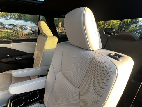 Certified 2024 Lexus TX 350 FWD w/ Technology Package image 31