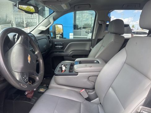 Used 2018 Chevrolet Silverado 2500 W/T w/ WT Convenience Package image 14