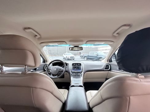 Used 2016 Lincoln MKX Select w/ Climate Package image 13