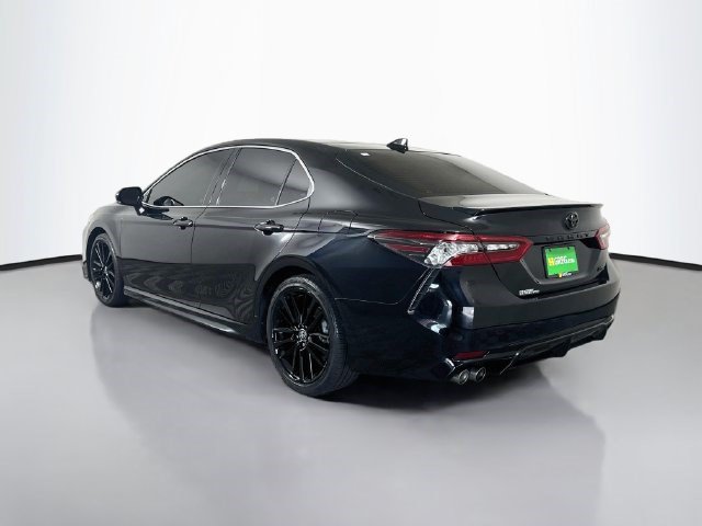 Used 2023 Toyota Camry XSE FWD image 7