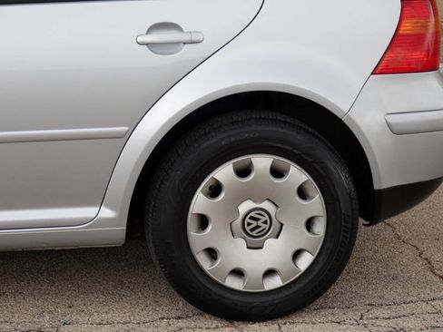 Used 2005 Volkswagen Golf GL image 14