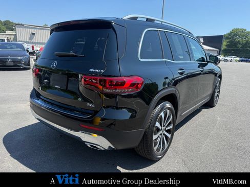 Certified 2022 Mercedes-Benz GLB 250 4MATIC image 8